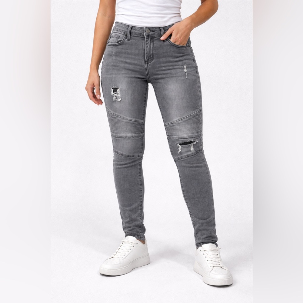 Kancan Moto Distressed Skinny Jeans